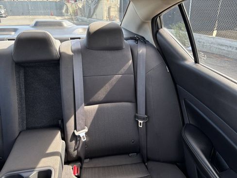 Used 2025 Nissan Altima 2.5 SV FWD image 33