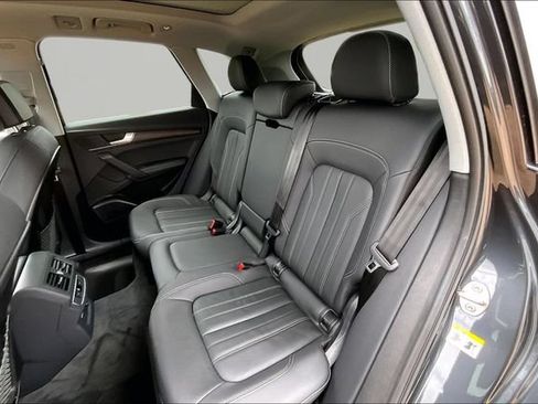 Used 2023 Audi Q5 Premium w/ Premium Plus Package AWD/4WD image 28