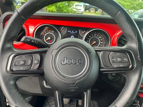 Used 2018 Jeep Wrangler Unlimited Sport S AWD/4WD image 12