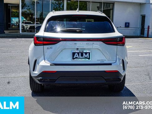 Used 2024 Lexus NX 350h AWD image 11
