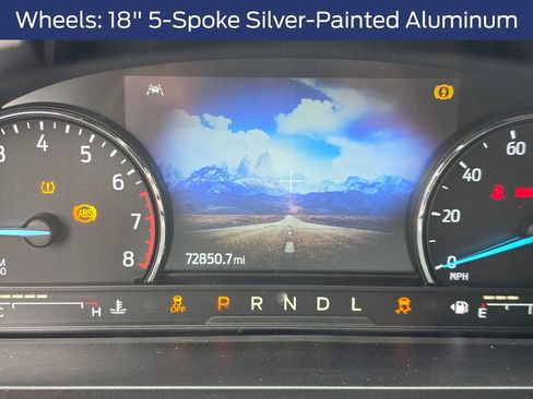 Used 2022 Ford Explorer XLT w/ Class IV Trailer Tow Package AWD/4WD image 7