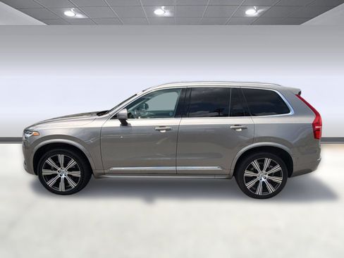 Used 2022 Volvo XC90 T6 Inscription w/ Lounge Package AWD/4WD image 2