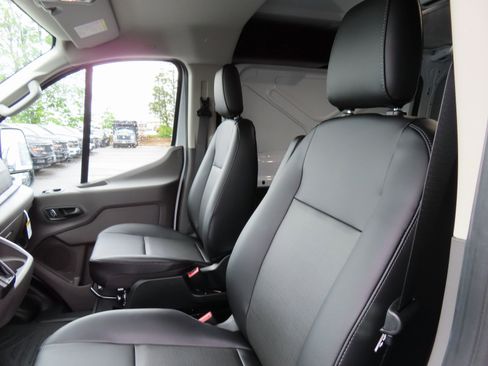 New 2025 Ford Transit 150 Low Roof image 14