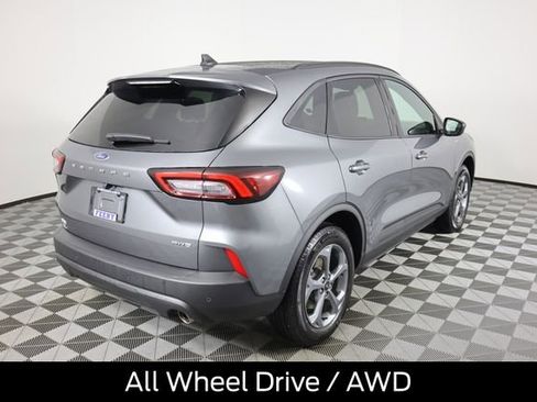 Certified 2025 Ford Escape ST-Line w/ Tech Pack #1 AWD/4WD image 3