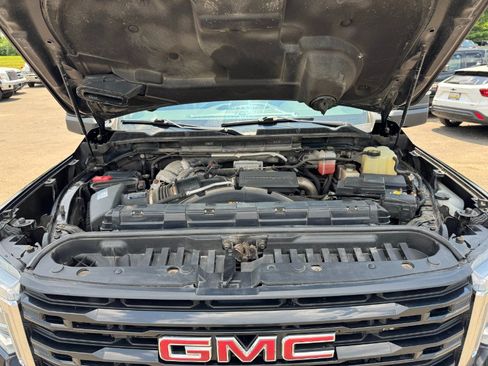 Used 2021 GMC Sierra 3500 4x4 Crew Cab w/ Convenience Package image 23