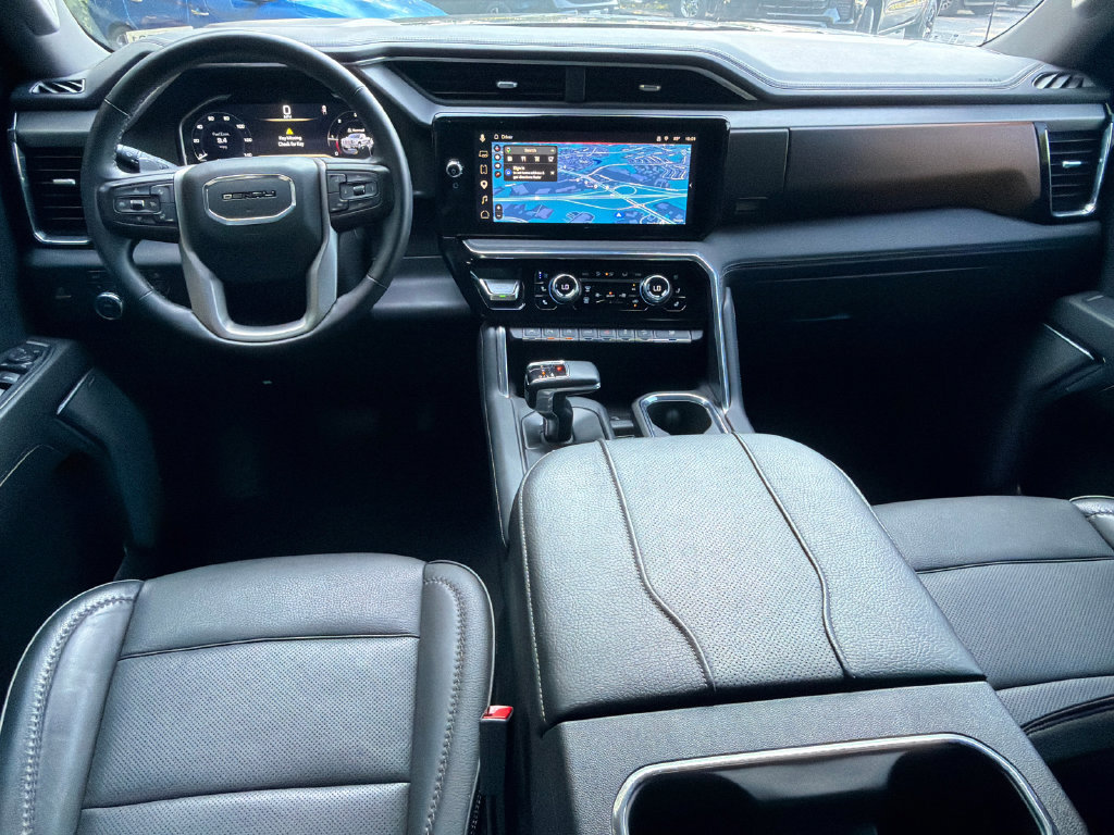 Used 2023 GMC Sierra 1500 Denali w/ Technology Package AWD/4WD image 22