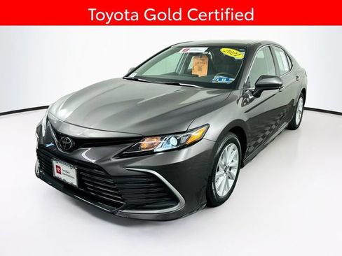Certified 2021 Toyota Camry LE AWD/4WD image 4