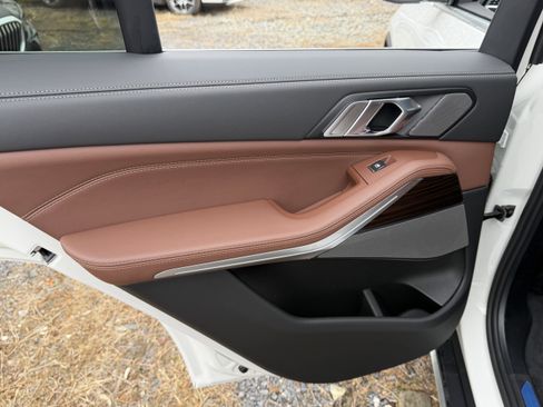 New 2026 BMW X5 xDrive40i w/ Premium Package image 14