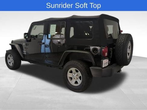 Used 2015 Jeep Wrangler Unlimited Sport image 4
