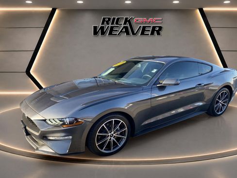 Used 2018 Ford Mustang Coupe w/ Wheel & Stripe Package RWD image 3