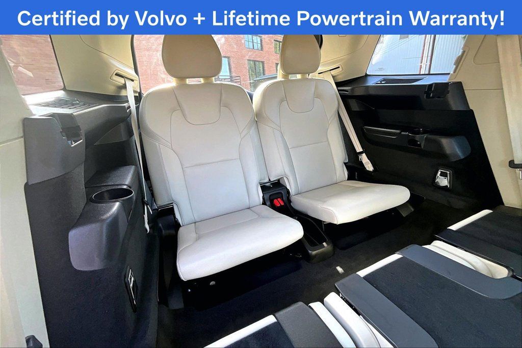 Used 2025 Volvo XC90 B6 Plus w/ Protection Package AWD/4WD image 38