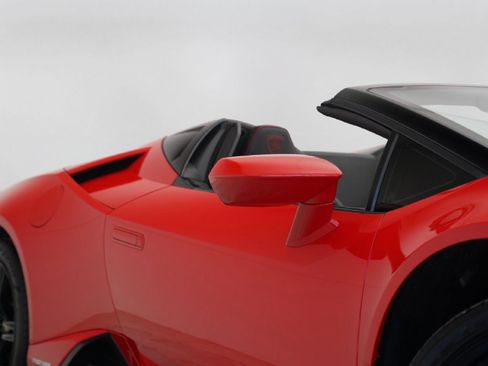 Used 2021 Lamborghini Huracan EVO RWD image 6
