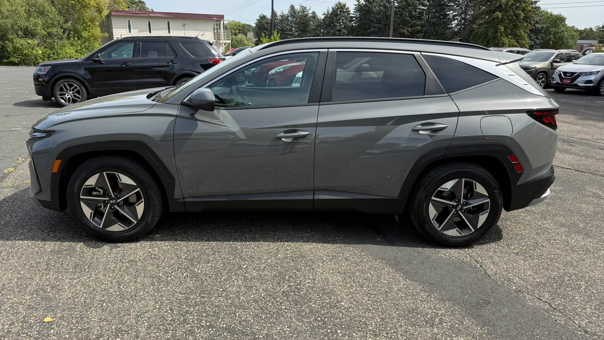 Used 2025 Hyundai Tucson SEL FWD image 7