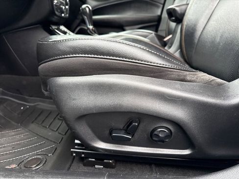 Used 2020 Jeep Compass Limited image 14