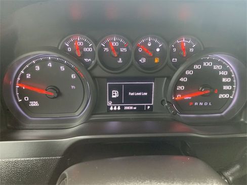 Used 2024 Chevrolet Silverado 2500 Custom w/ Custom Convenience Package image 11