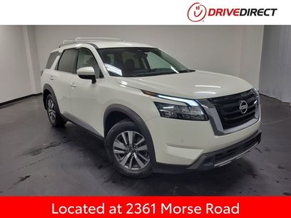Used 2024 Nissan Pathfinder SL w/ Cargo Package