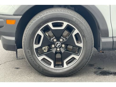 Used 2023 Ford Bronco Sport Outer Banks w/ Tech Package AWD/4WD image 11