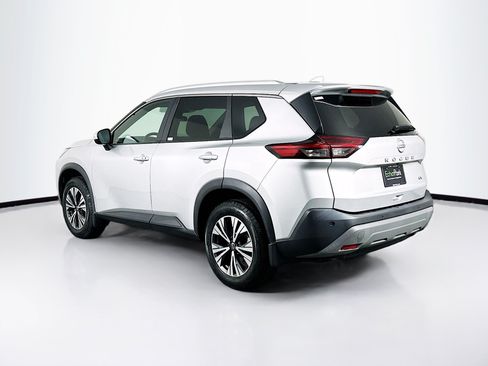 Used 2023 Nissan Rogue SV w/ SV Premium B Package FWD image 5