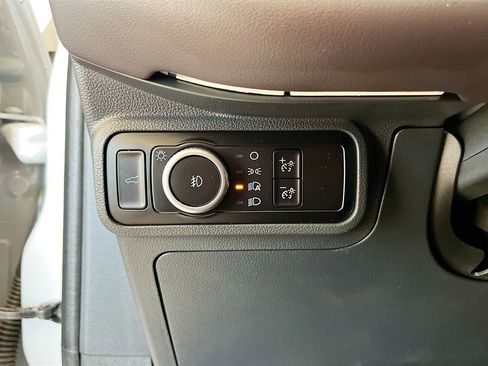 Used 2025 Ford Explorer Platinum w/ LUX Leather Package image 10