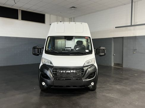 Used 2024 RAM ProMaster 3500 w/ Delivery Van Package image 10