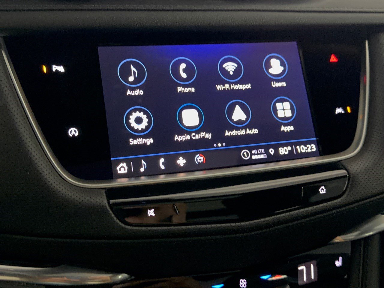 Used 2024 Cadillac XT6 Luxury FWD image 23