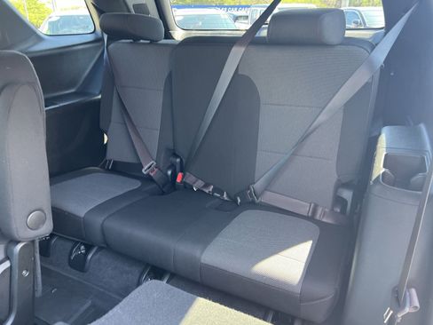 Used 2023 Chevrolet Traverse LT w/ LPO, Floor Liner Package AWD/4WD image 24