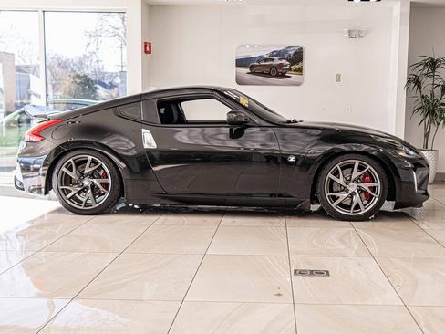 Used 2014 Nissan 370Z Base w/ Sport Package image 9