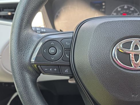 Used 2023 Toyota Corolla Cross L FWD image 16