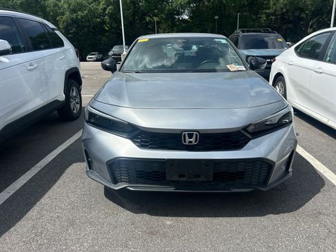 Used 2025 Honda Civic Sport image 6