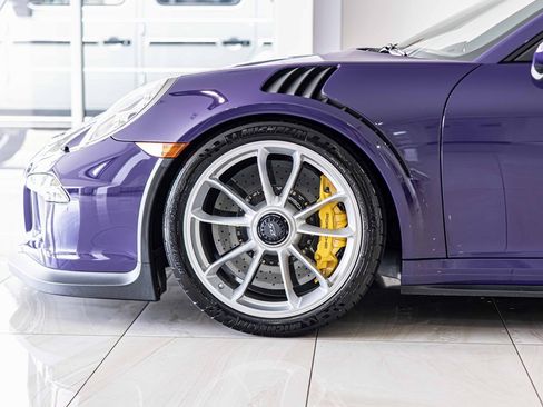 Used 2016 Porsche 911 GT3 RS image 10