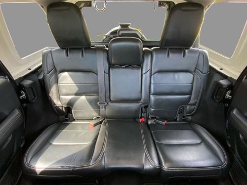 Used 2019 Jeep Wrangler Unlimited Sahara w/ Dual Top Group image 14