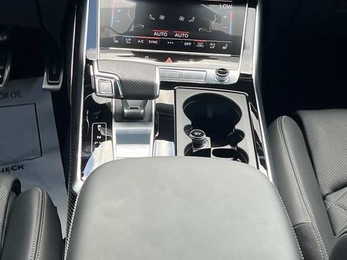 Used 2023 Audi SQ7 Prestige AWD/4WD image 17