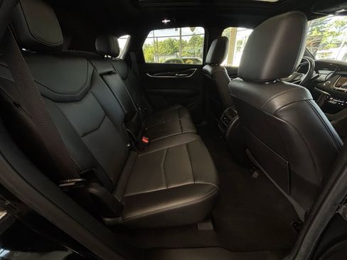 Used 2021 Cadillac XT5 Premium Luxury FWD image 37