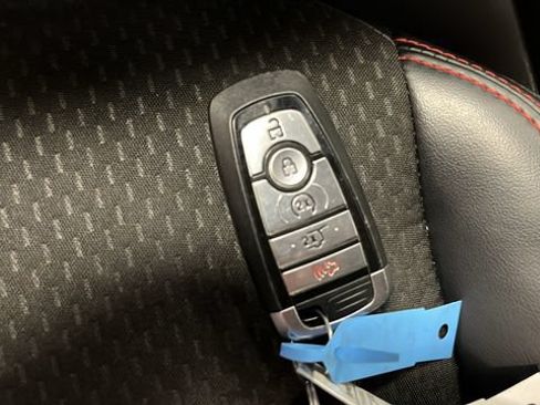 Used 2024 Ford Escape ST-Line w/ Tech Pack #1 AWD/4WD image 35
