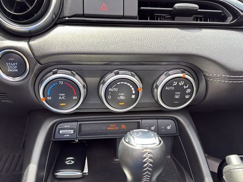 Used 2023 MAZDA MX-5 Miata Grand Touring RWD image 19