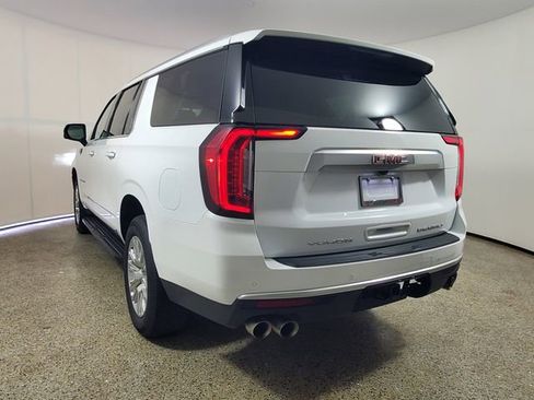 Used 2024 GMC Yukon XL Denali image 7
