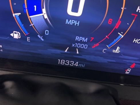 Used 2024 Chevrolet Traverse Z71 image 37