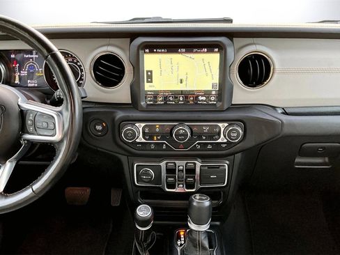 Certified 2021 Jeep Wrangler Unlimited Sahara image 12