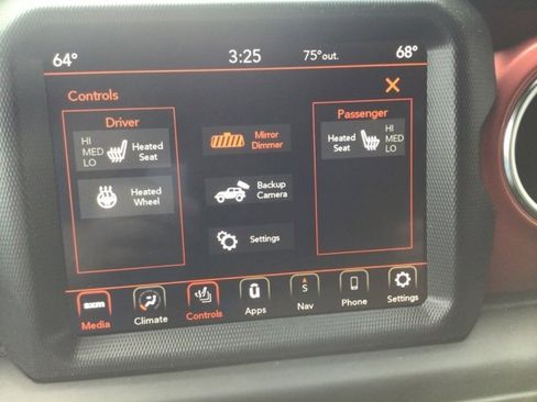 Used 2023 Jeep Wrangler Unlimited Rubicon w/ Xtreme 35 Tire Package image 13