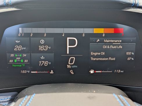 Used 2022 Chevrolet Corvette Stingray Premium Cpe w/ Z51 Performance Package RWD image 31