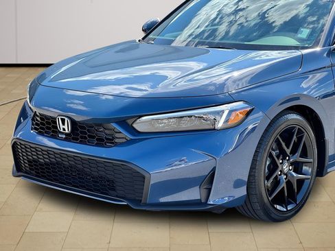Used 2025 Honda Civic Sport image 32
