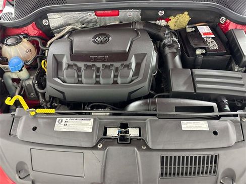 Used 2018 Volkswagen Beetle 2.0T S image 22