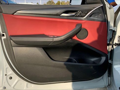 Used 2022 BMW X4 xDrive30i w/ M Sport Package 2 image 25