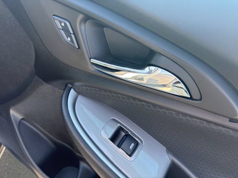 Used 2024 Chevrolet Malibu RS FWD image 16