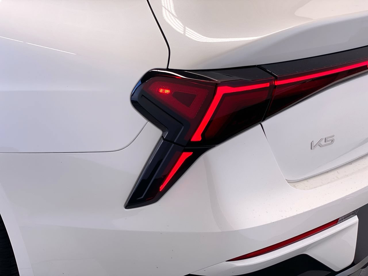 New 2026 Kia K5 GT-Line FWD image 9