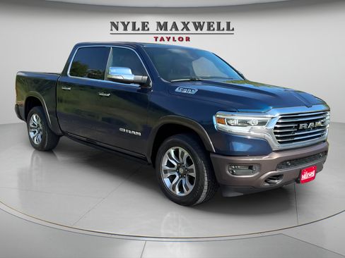 Used 2019 RAM 1500 Limited RWD image 3