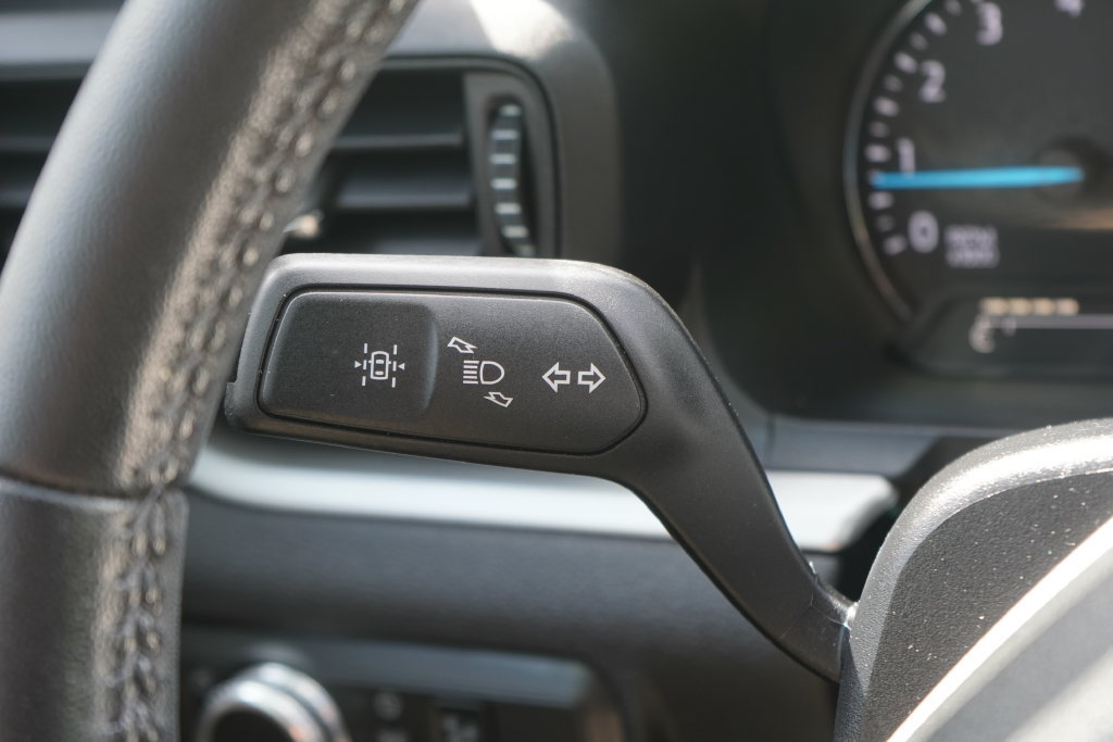 Used 2022 Ford Explorer XLT AWD/4WD image 17