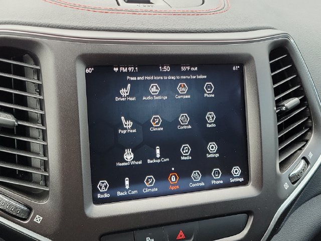 Used 2019 Jeep Cherokee Trailhawk w/ Cold Weather Group AWD/4WD image 18