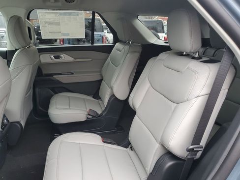 New 2026 Ford Explorer Active image 27