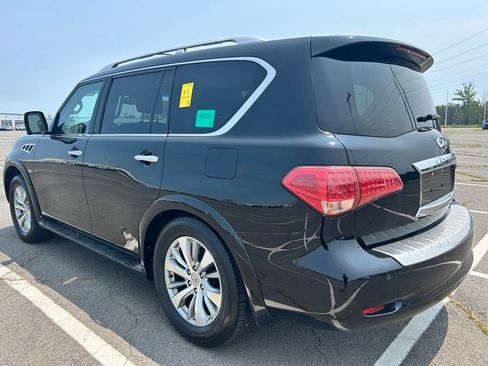 Used 2017 INFINITI QX80 4WD w/ Driver Assistance Package image 3